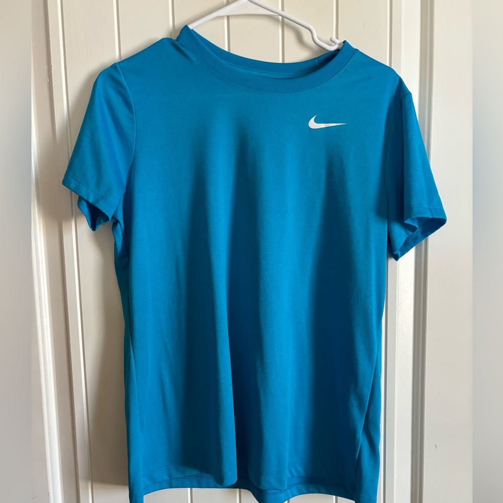 sky blue nike t-shirt!